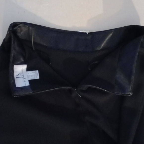 JS signature collection wide leg dress pants with slits and bling buckle  4 - Picture 10 of 10